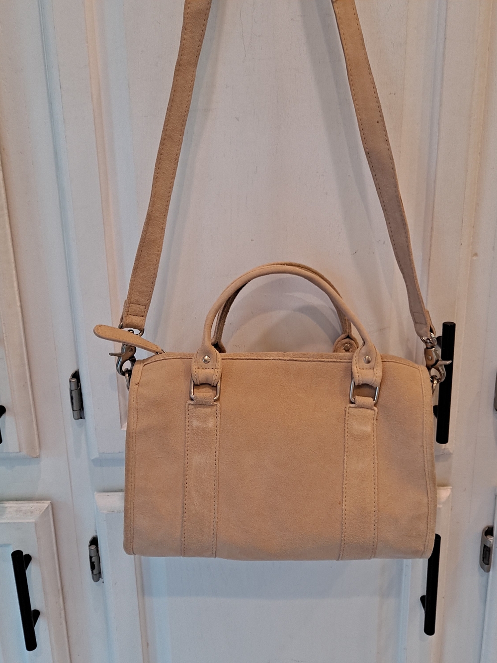 Urban Outfitters Audrey Beige Cream Suede Leather Satchel Versatile Warm Retro